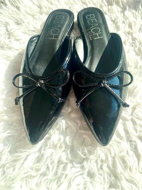 Beach by Matisse Black Pointed-Toe Slip-On Mules with Bow Accent